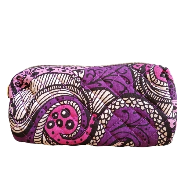 Dabney Lee Handbags - Dabney Lee Cosmetic Bag Pouch Travel Makeup Quilted Paisley Cotton